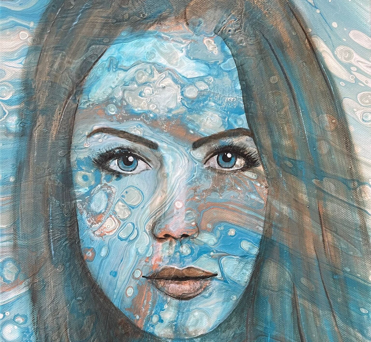 Waterwoman, vrouwenportret op fluidpainting achtergrond
